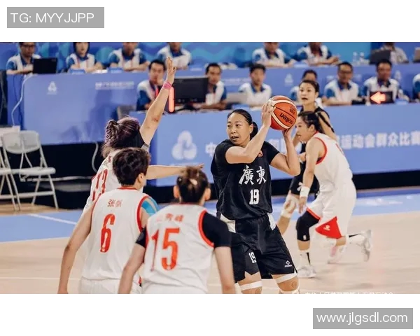 广州篮球队在欧锦赛中的技术表现分析与未来发展展望 广州篮球队在欧锦赛中的技术表现分析与未来发展展望