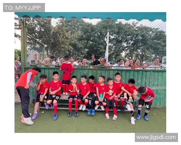 武汉足球队意识变革引发热议推动地方足球发展新篇章